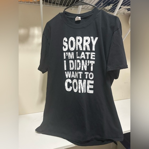 Gildan Other - Gildan Black Tee with White Graphic